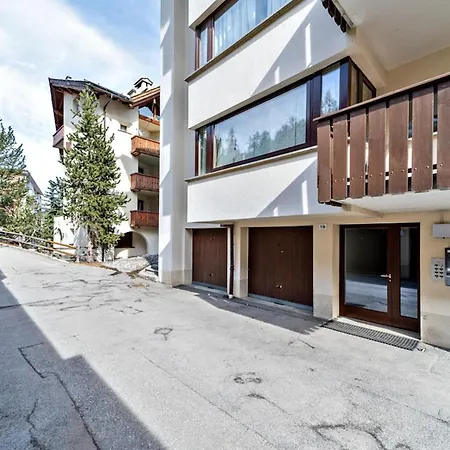 Chesa Arlas - Apartment